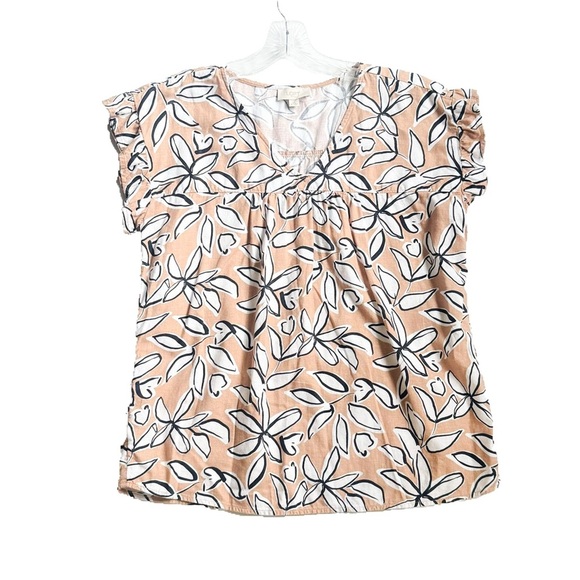 Ann Taylor loft beige ruffle sleeve top ❤️ - Picture 2 of 6